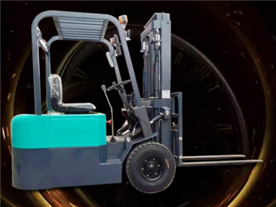 平衡重式電動叉車