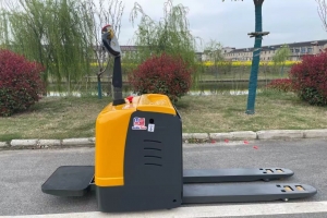 如何清洗電動搬運車的液壓系統?