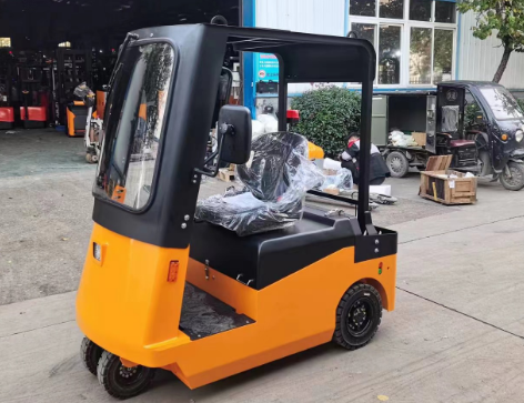 電動(dòng)牽引車(chē)