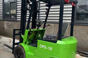 電動叉車廠家總結關于電動叉車螺紋連接的問題