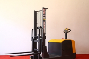 為什么要給電動叉車做保養？