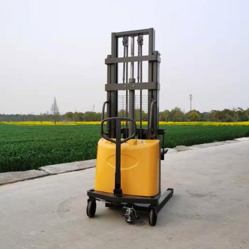 半電動堆高車多少錢一臺？2026年價格更新